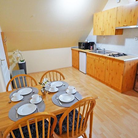 Apartman Brigitte Buekfuerdo ภายนอก รูปภาพ