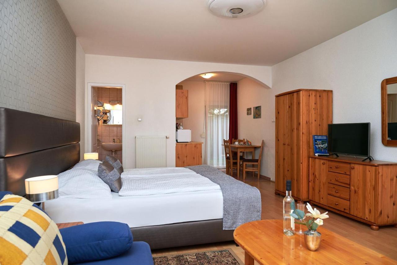 Apartman Brigitte Buekfuerdo ภายนอก รูปภาพ