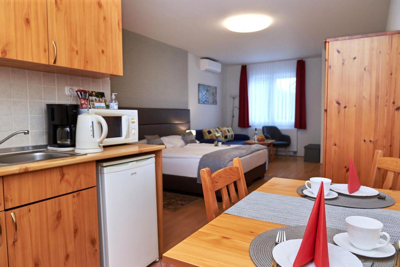 Apartman Brigitte Buekfuerdo ภายนอก รูปภาพ