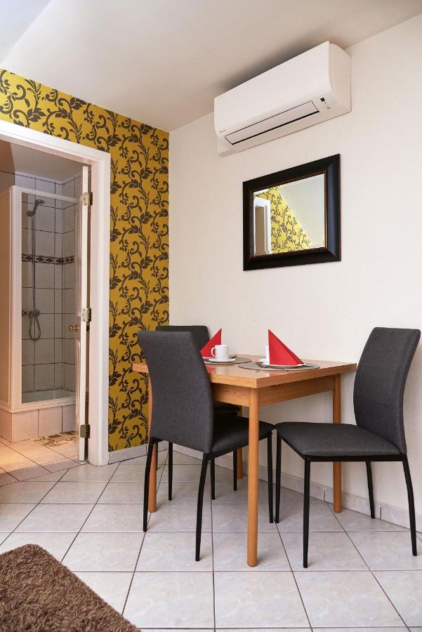 Apartman Brigitte Buekfuerdo ภายนอก รูปภาพ