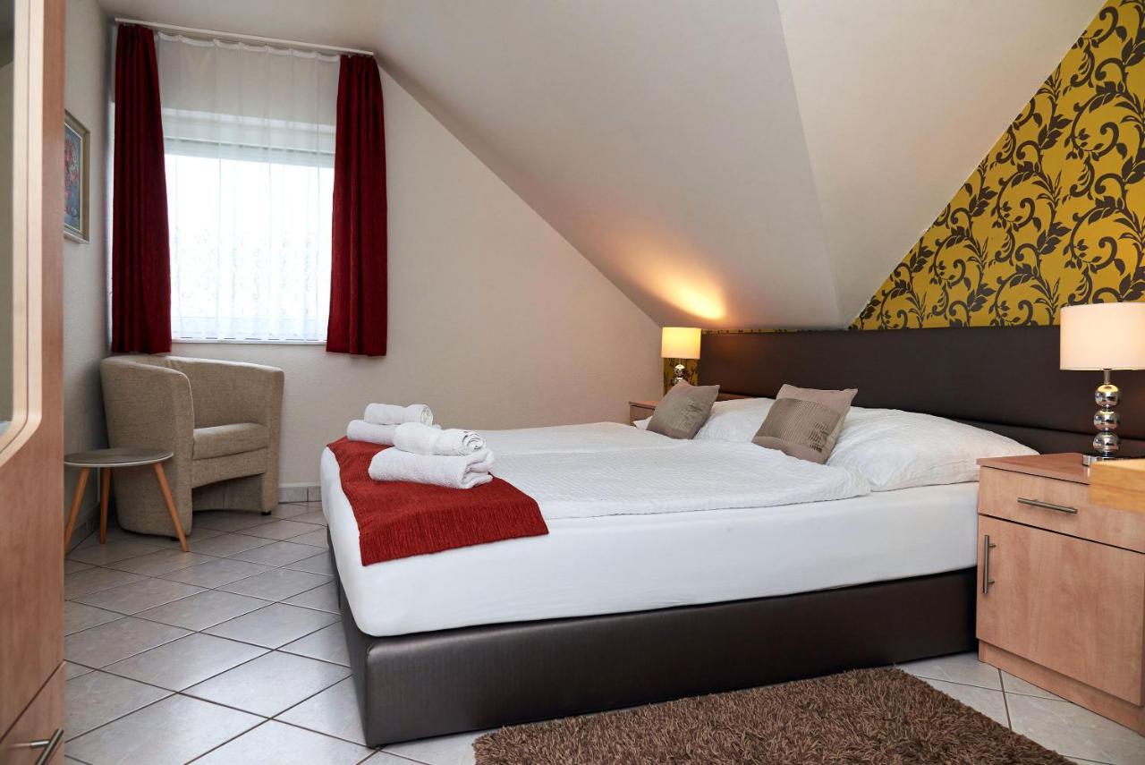 Apartman Brigitte Buekfuerdo ภายนอก รูปภาพ