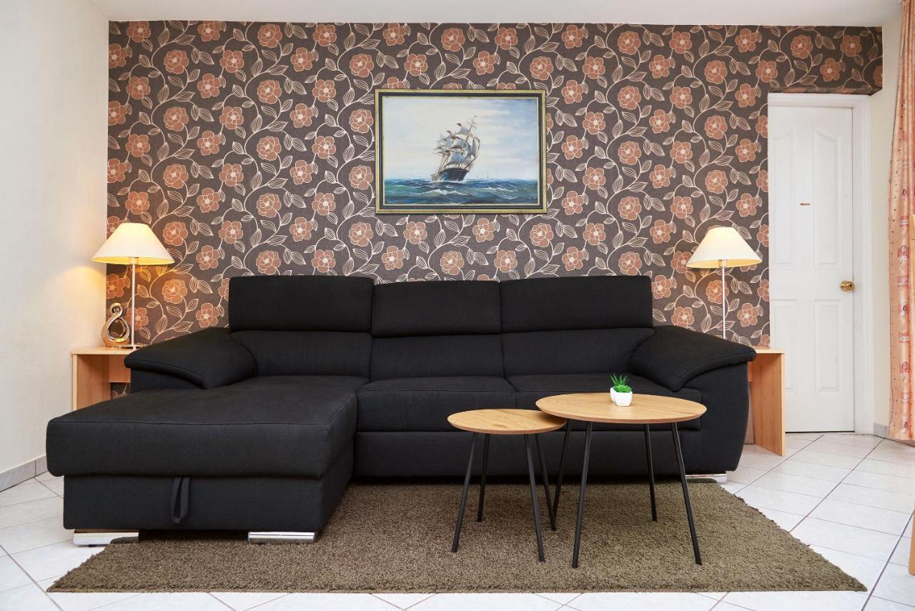 Apartman Brigitte Buekfuerdo ภายนอก รูปภาพ