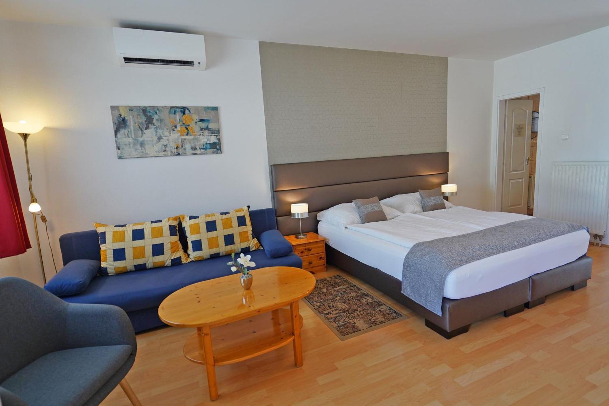 Apartman Brigitte Buekfuerdo ภายนอก รูปภาพ