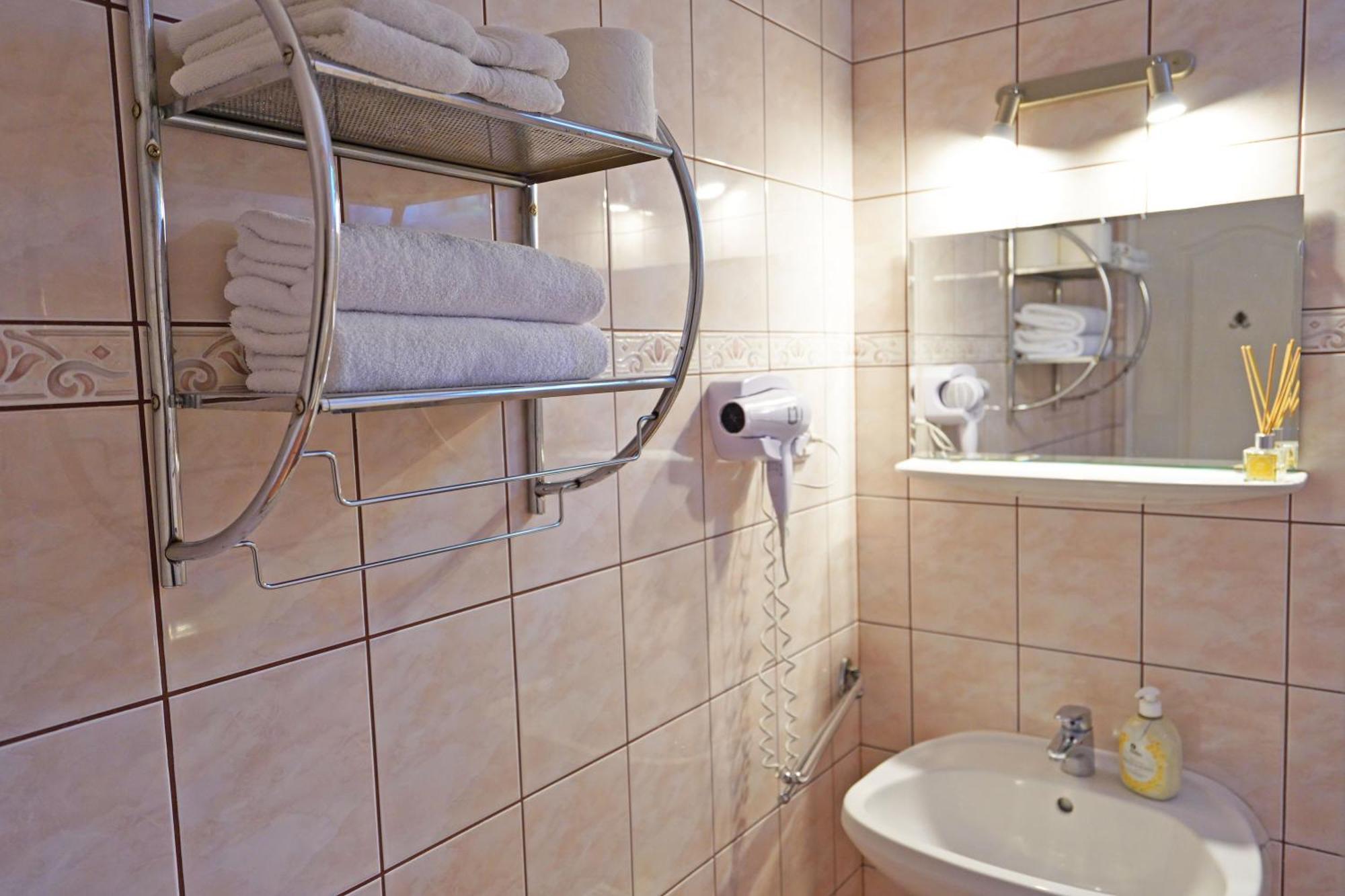 Apartman Brigitte Buekfuerdo ภายนอก รูปภาพ